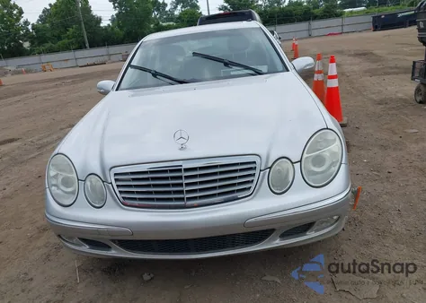 2003 Mercedes-Benz E 320 z USA, uszkodzony, nr VIN WDBUF65J63X110663